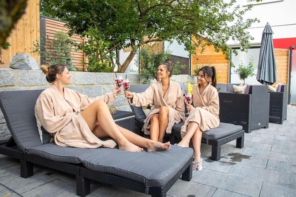Chalet Vitaspa - Whirlpool & Sauna Privatspa بغنيتس المظهر الخارجي الصورة