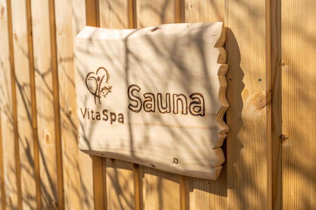Chalet Vitaspa - Whirlpool & Sauna Privatspa بغنيتس المظهر الخارجي الصورة