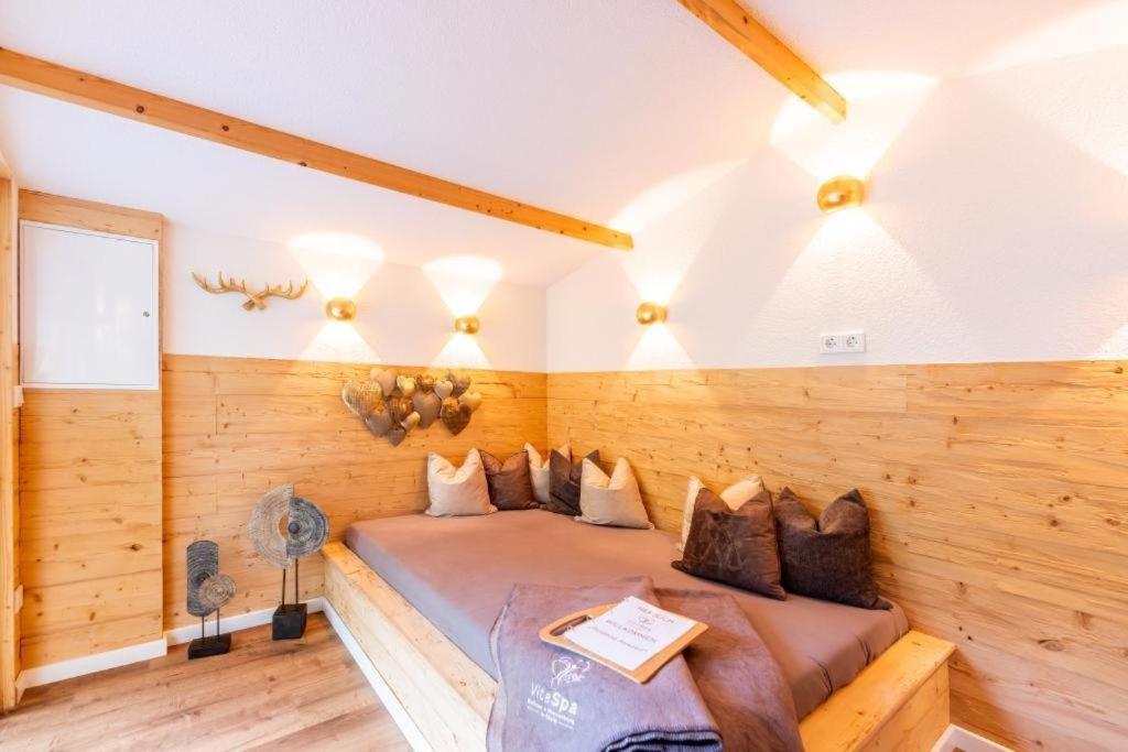 Chalet Vitaspa - Whirlpool & Sauna Privatspa بغنيتس المظهر الخارجي الصورة