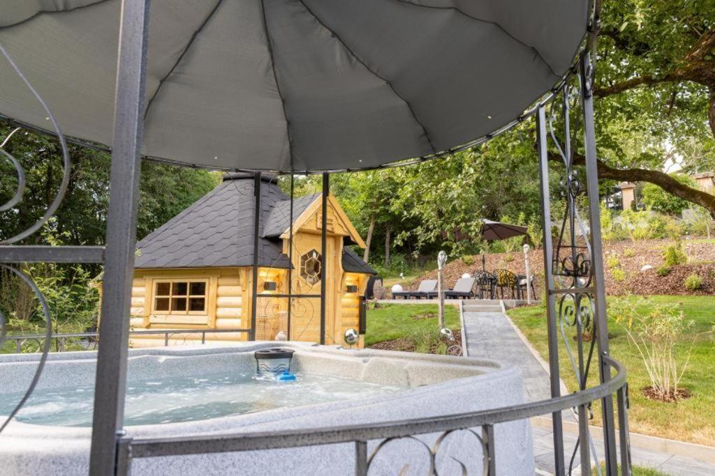 Chalet Vitaspa - Whirlpool & Sauna Privatspa بغنيتس المظهر الخارجي الصورة