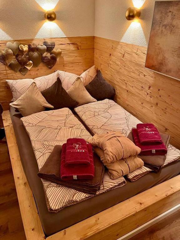 Chalet Vitaspa - Whirlpool & Sauna Privatspa بغنيتس المظهر الخارجي الصورة